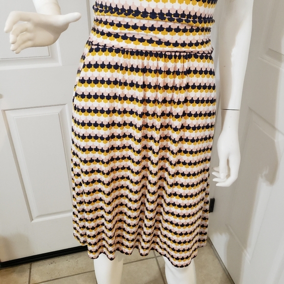 Boden Size 6 Elegant Striped Dress in Navy and Cream - Picture 4 of 12